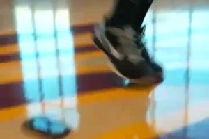 能争一下MVP吗？Shams备战全明星名人赛的训练视频！