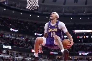 海斯扣篮大赛出糗，网友用AI替他圆梦了🤣